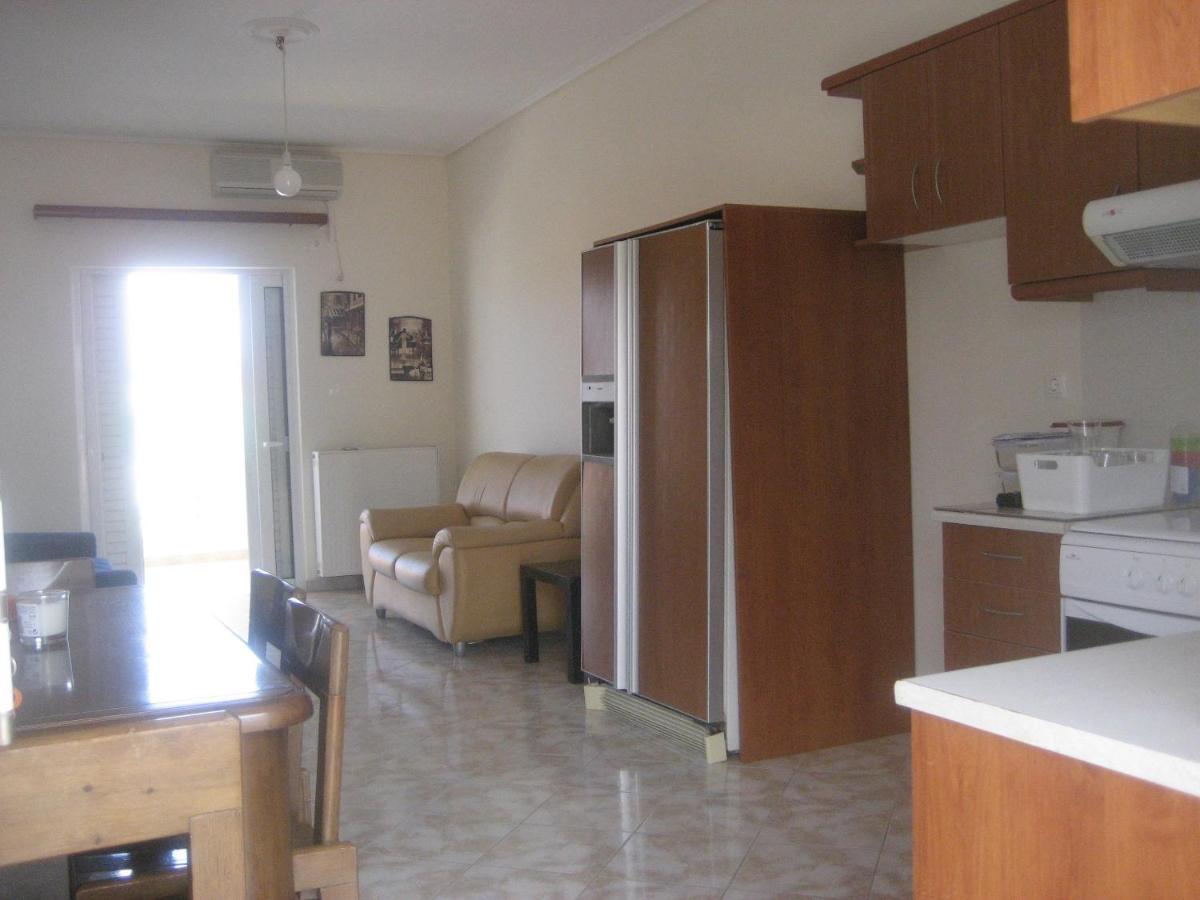 Almare Apartment Kato Almiri Luaran gambar
